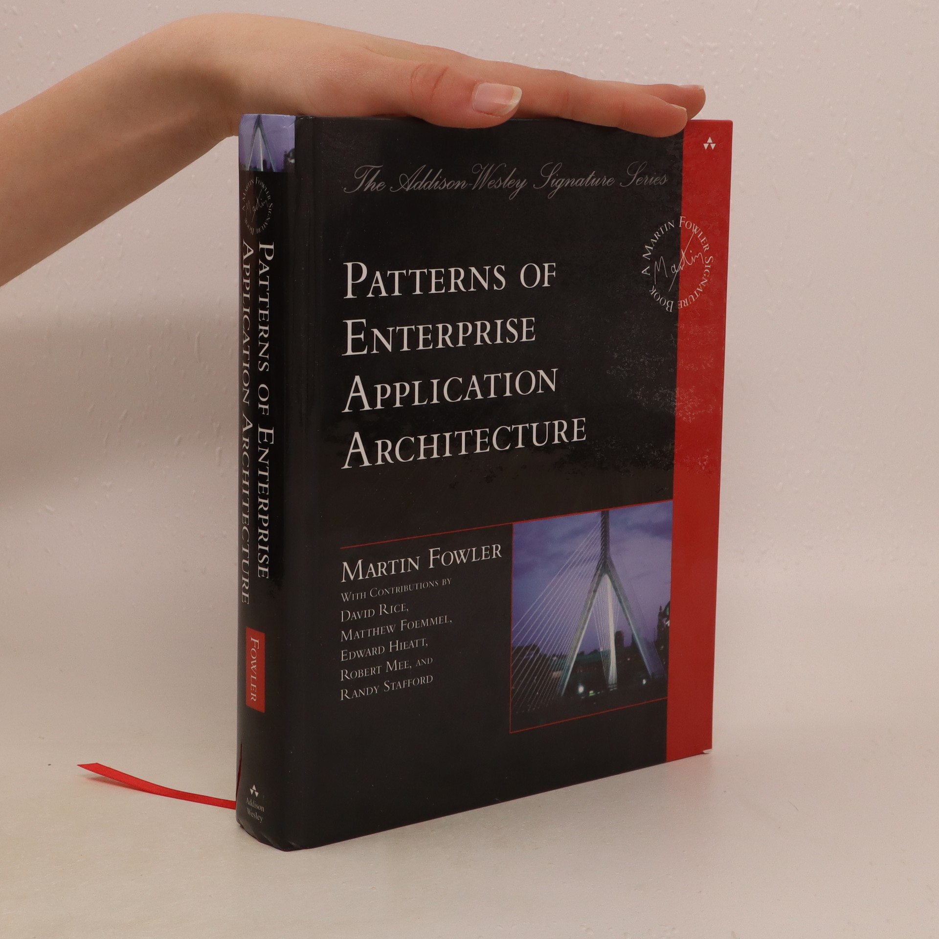 Patterns of enterprise application architecture - Fowler, Martin ...